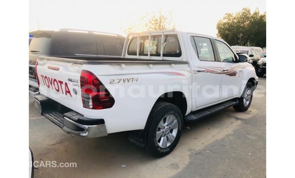 Buy Import Toyota Hilux White Car in Import - Dubai in Adrar Buy Import Toyota Hilux White Car in Import - Dubai in Adrar