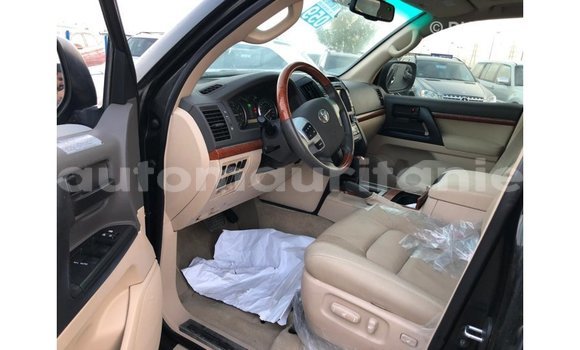 Buy Import Toyota Land Cruiser Black Car in Import - Dubai in Adrar Buy Import Toyota Land Cruiser Black Car in Import - Dubai in Adrar
