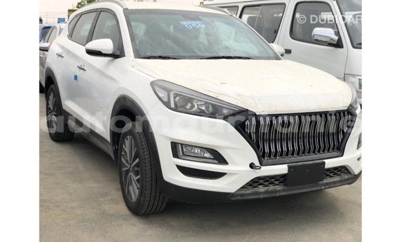 Buy Import Hyundai Tucson White Car in Import - Dubai in Adrar Buy Import Hyundai Tucson White Car in Import - Dubai in Adrar