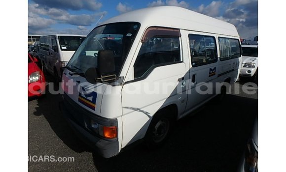 Acheter Import Voiture Nissan Caravan Blanc à Import - Dubai, Adrar Acheter Import Voiture Nissan Caravan Blanc à Import - Dubai, Adrar