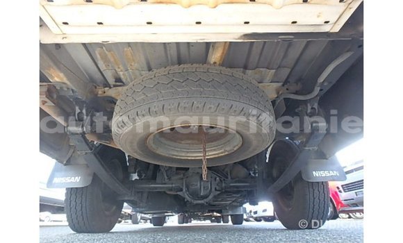 Acheter Import Voiture Nissan Caravan Blanc à Import - Dubai, Adrar Acheter Import Voiture Nissan Caravan Blanc à Import - Dubai, Adrar