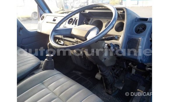 Acheter Import Utilitaire Toyota Dyna Bleu à Import - Dubai, Adrar Acheter Import Utilitaire Toyota Dyna Bleu à Import - Dubai, Adrar