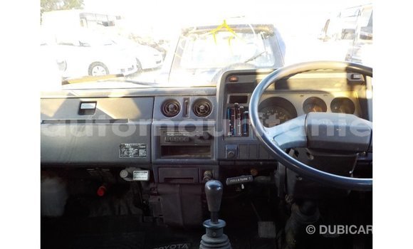 Acheter Import Utilitaire Toyota Dyna Bleu à Import - Dubai, Adrar Acheter Import Utilitaire Toyota Dyna Bleu à Import - Dubai, Adrar