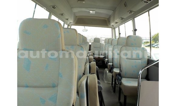 Acheter Import Voiture Toyota Coaster Blanc à Import - Dubai, Adrar Acheter Import Voiture Toyota Coaster Blanc à Import - Dubai, Adrar