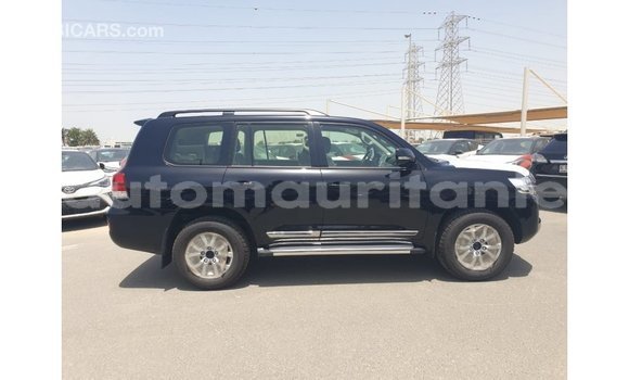Buy Import Toyota Land Cruiser Black Car in Import - Dubai in Adrar Buy Import Toyota Land Cruiser Black Car in Import - Dubai in Adrar