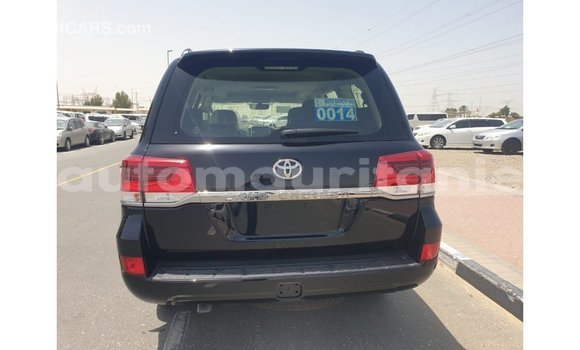 Buy Import Toyota Land Cruiser Black Car in Import - Dubai in Adrar Buy Import Toyota Land Cruiser Black Car in Import - Dubai in Adrar