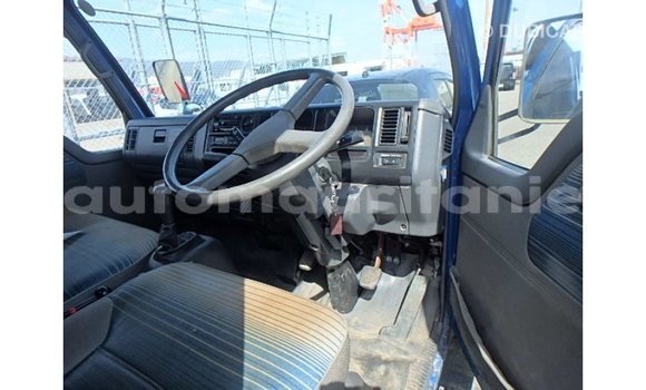 Acheter Import Voiture Mazda 2 Bleu à Import - Dubai, Adrar Acheter Import Voiture Mazda 2 Bleu à Import - Dubai, Adrar