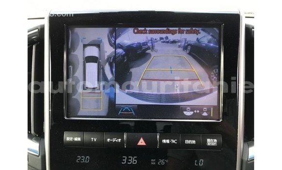 Acheter Import Voiture Toyota Land Cruiser Blanc à Import - Dubai, Adrar Acheter Import Voiture Toyota Land Cruiser Blanc à Import - Dubai, Adrar