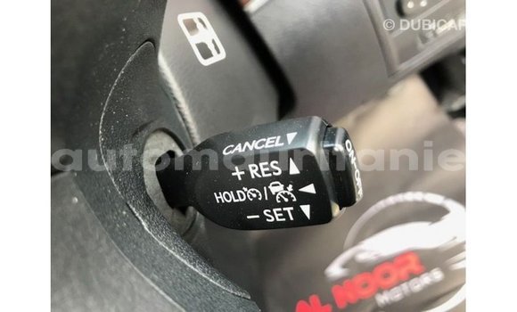 Acheter Import Voiture Toyota Land Cruiser Blanc à Import - Dubai, Adrar Acheter Import Voiture Toyota Land Cruiser Blanc à Import - Dubai, Adrar