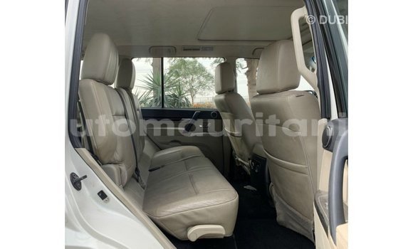 Acheter Import Voiture Mitsubishi Pajero Blanc à Import - Dubai, Adrar Acheter Import Voiture Mitsubishi Pajero Blanc à Import - Dubai, Adrar