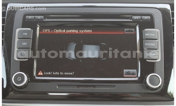 Acheter Import Voiture Volkswagen Beetle Bleu à Import - Dubai, Adrar Acheter Import Voiture Volkswagen Beetle Bleu à Import - Dubai, Adrar