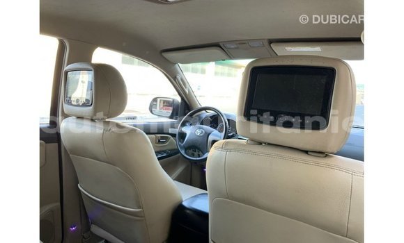 Acheter Import Voiture Toyota Fortuner Noir à Import - Dubai, Adrar Acheter Import Voiture Toyota Fortuner Noir à Import - Dubai, Adrar