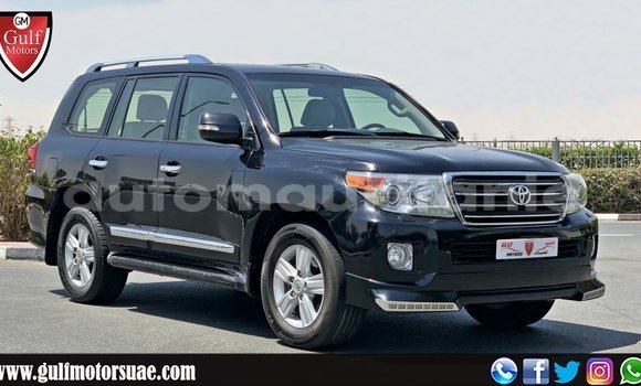Acheter Import Voiture Toyota Land Cruiser Noir à Import - Dubai, Adrar Acheter Import Voiture Toyota Land Cruiser Noir à Import - Dubai, Adrar