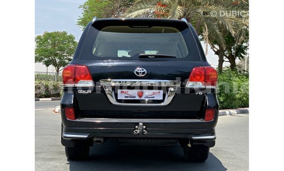 Acheter Import Voiture Toyota Land Cruiser Noir à Import - Dubai, Adrar Acheter Import Voiture Toyota Land Cruiser Noir à Import - Dubai, Adrar