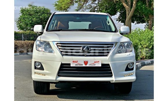 Acheter Import Voiture Lexus LX Blanc à Import - Dubai, Adrar Acheter Import Voiture Lexus LX Blanc à Import - Dubai, Adrar