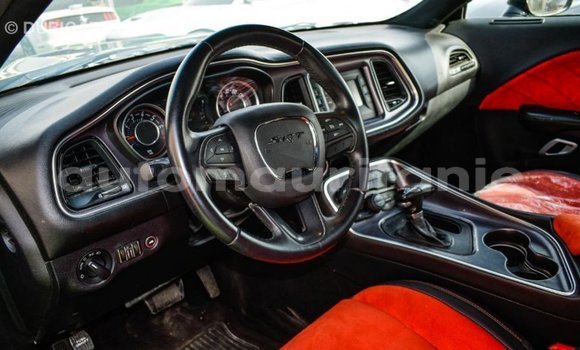 Acheter Import Voiture Dodge Challenger Noir à Import - Dubai, Adrar Acheter Import Voiture Dodge Challenger Noir à Import - Dubai, Adrar