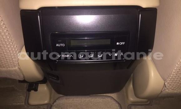 Acheter Occasion Voiture Toyota Land Cruiser Prado Beige à Arafat, Wilaya du Trarza Acheter Occasion Voiture Toyota Land Cruiser Prado Beige à Arafat, Wilaya du Trarza