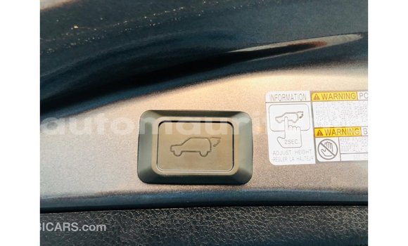 Buy Import Toyota HiAce Black Truck in Import - Dubai in Adrar Buy Import Toyota HiAce Black Truck in Import - Dubai in Adrar