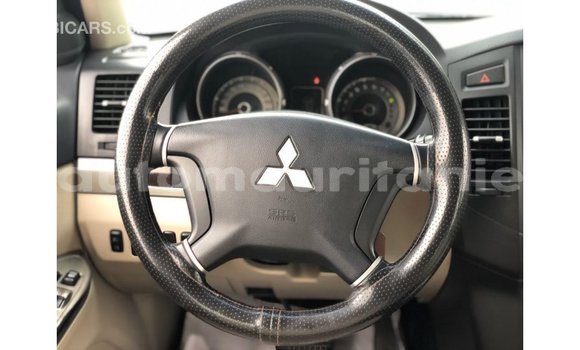 Buy Import Mitsubishi Pajero White Car in Import - Dubai in Adrar Buy Import Mitsubishi Pajero White Car in Import - Dubai in Adrar