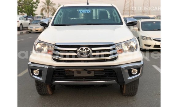 Buy Import Toyota Hilux White Car in Import - Dubai in Adrar Buy Import Toyota Hilux White Car in Import - Dubai in Adrar