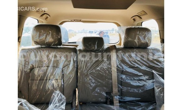 Buy Import Toyota Land Cruiser White Car in Import - Dubai in Adrar Buy Import Toyota Land Cruiser White Car in Import - Dubai in Adrar