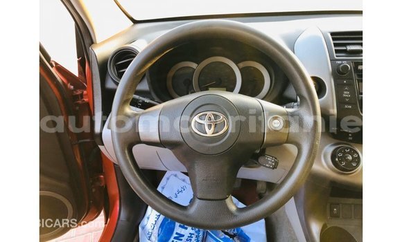 Buy Import Toyota HiAce Red Truck in Import - Dubai in Adrar Buy Import Toyota HiAce Red Truck in Import - Dubai in Adrar