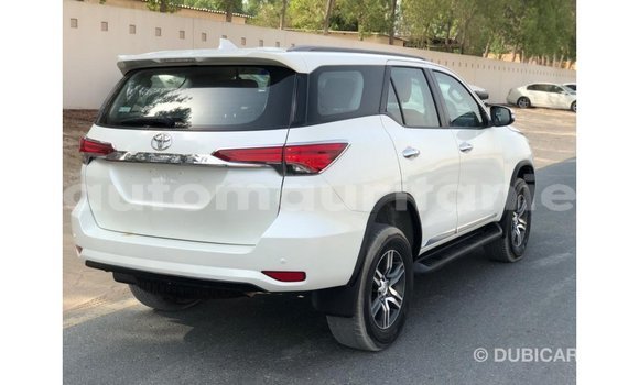 Buy Import Toyota Fortuner White Car in Import - Dubai in Adrar Buy Import Toyota Fortuner White Car in Import - Dubai in Adrar