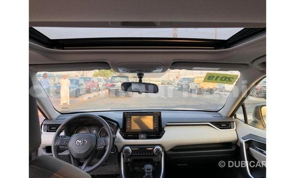 Buy Import Toyota HiAce Other Truck in Import - Dubai in Adrar Buy Import Toyota HiAce Other Truck in Import - Dubai in Adrar