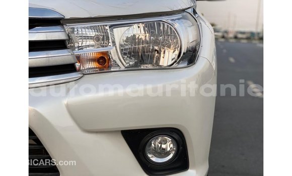 Buy Import Toyota Hilux White Car in Import - Dubai in Adrar Buy Import Toyota Hilux White Car in Import - Dubai in Adrar