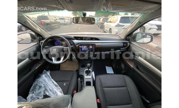 Buy Import Toyota Hilux White Car in Import - Dubai in Adrar Buy Import Toyota Hilux White Car in Import - Dubai in Adrar