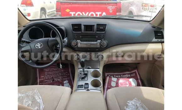 Buy Import Toyota Highlander Blue Car in Import - Dubai in Adrar Buy Import Toyota Highlander Blue Car in Import - Dubai in Adrar