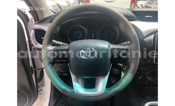 Buy Import Toyota Hilux White Car in Import - Dubai in Adrar Buy Import Toyota Hilux White Car in Import - Dubai in Adrar