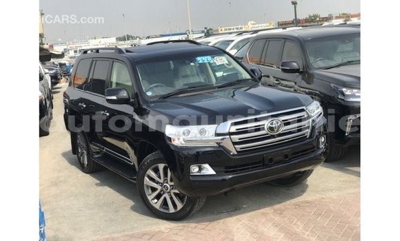 Acheter Import Voiture Toyota Land Cruiser Noir à Import - Dubai, Adrar Acheter Import Voiture Toyota Land Cruiser Noir à Import - Dubai, Adrar