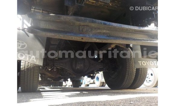 Acheter Import Utilitaire Toyota Dyna Blanc à Import - Dubai, Adrar Acheter Import Utilitaire Toyota Dyna Blanc à Import - Dubai, Adrar