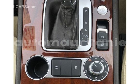 Acheter Import Voiture Volkswagen Touareg Marron à Import - Dubai, Adrar Acheter Import Voiture Volkswagen Touareg Marron à Import - Dubai, Adrar
