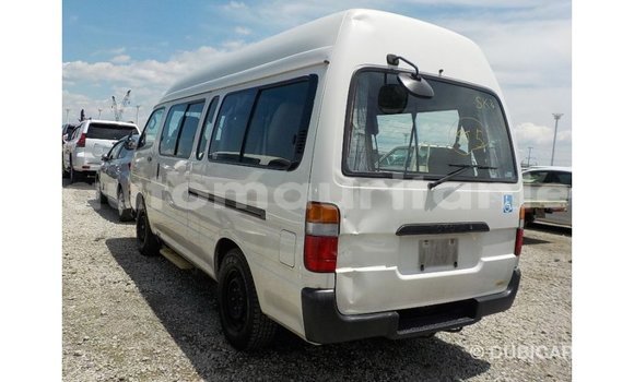 Acheter Import Voiture Toyota Hiace Blanc à Import - Dubai, Adrar Acheter Import Voiture Toyota Hiace Blanc à Import - Dubai, Adrar