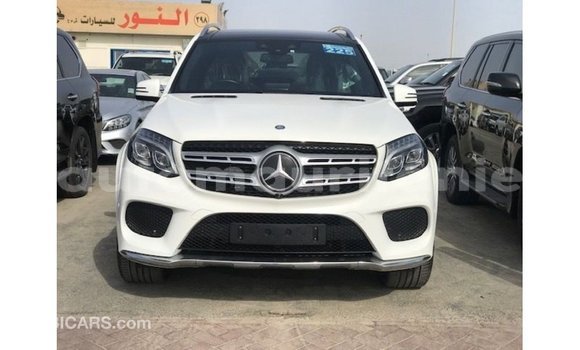 Acheter Import Voiture Mercedes-Benz 190 Blanc à Import - Dubai, Adrar Acheter Import Voiture Mercedes-Benz 190 Blanc à Import - Dubai, Adrar