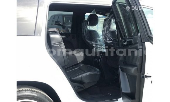 Acheter Import Voiture Mercedes-Benz 190 Blanc à Import - Dubai, Adrar Acheter Import Voiture Mercedes-Benz 190 Blanc à Import - Dubai, Adrar