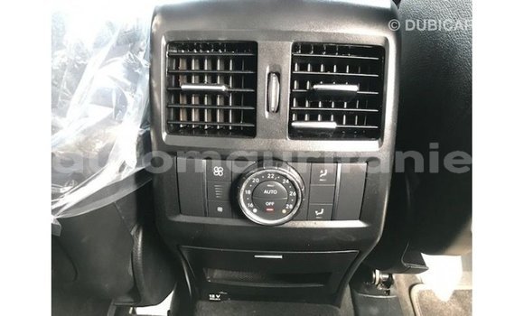 Acheter Import Voiture Mercedes-Benz 190 Blanc à Import - Dubai, Adrar Acheter Import Voiture Mercedes-Benz 190 Blanc à Import - Dubai, Adrar