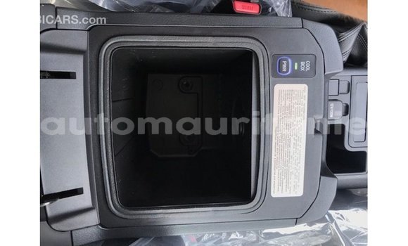 Acheter Import Voiture Toyota Prado Noir à Import - Dubai, Adrar Acheter Import Voiture Toyota Prado Noir à Import - Dubai, Adrar