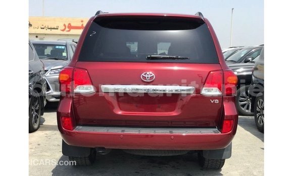 Acheter Import Voiture Toyota Land Cruiser Rouge à Import - Dubai, Adrar Acheter Import Voiture Toyota Land Cruiser Rouge à Import - Dubai, Adrar