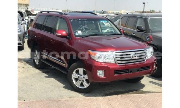 Acheter Import Voiture Toyota Land Cruiser Rouge à Import - Dubai, Adrar Acheter Import Voiture Toyota Land Cruiser Rouge à Import - Dubai, Adrar
