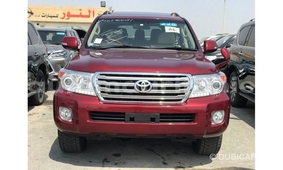 Acheter Import Voiture Toyota Land Cruiser Rouge à Import - Dubai, Adrar Acheter Import Voiture Toyota Land Cruiser Rouge à Import - Dubai, Adrar