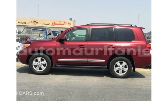 Acheter Import Voiture Toyota Land Cruiser Rouge à Import - Dubai, Adrar Acheter Import Voiture Toyota Land Cruiser Rouge à Import - Dubai, Adrar