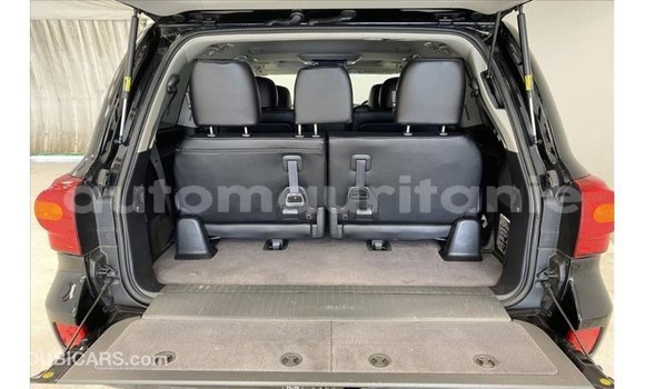 Acheter Import Voiture Toyota Land Cruiser Noir à Import - Dubai, Adrar Acheter Import Voiture Toyota Land Cruiser Noir à Import - Dubai, Adrar