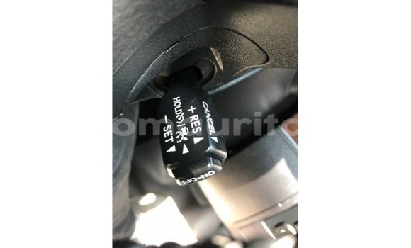 Acheter Import Voiture Toyota Land Cruiser Blanc à Import - Dubai, Adrar Acheter Import Voiture Toyota Land Cruiser Blanc à Import - Dubai, Adrar