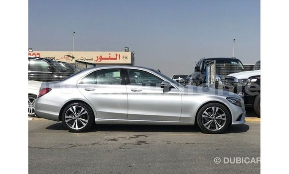 Acheter Import Voiture Mercedes-Benz 200 Autre à Import - Dubai, Adrar Acheter Import Voiture Mercedes-Benz 200 Autre à Import - Dubai, Adrar