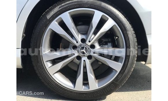 Acheter Import Voiture Mercedes-Benz 200 Autre à Import - Dubai, Adrar Acheter Import Voiture Mercedes-Benz 200 Autre à Import - Dubai, Adrar