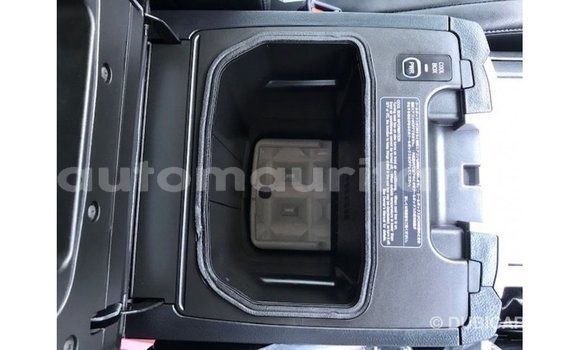 Buy Import Toyota Land Cruiser White Car in Import - Dubai in Adrar Buy Import Toyota Land Cruiser White Car in Import - Dubai in Adrar