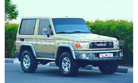 Acheter Import Voiture Toyota Land Cruiser Beige à Import - Dubai, Adrar Acheter Import Voiture Toyota Land Cruiser Beige à Import - Dubai, Adrar